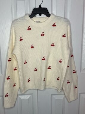 A New Day Medium Cream & Cherry Pullover Crew Neck Sweater